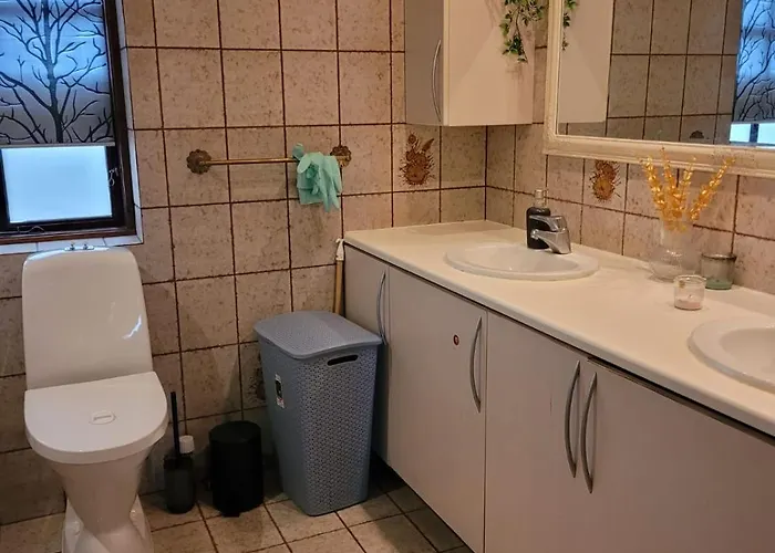 Habitación en casa particular Cozy With Garden View In Centre Of