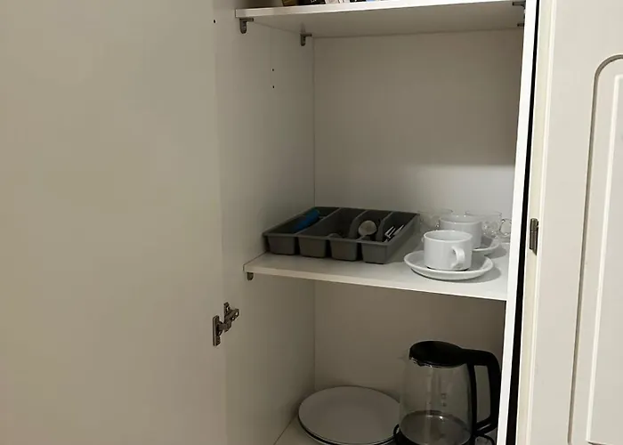 Cozy With Garden View In Centre Of